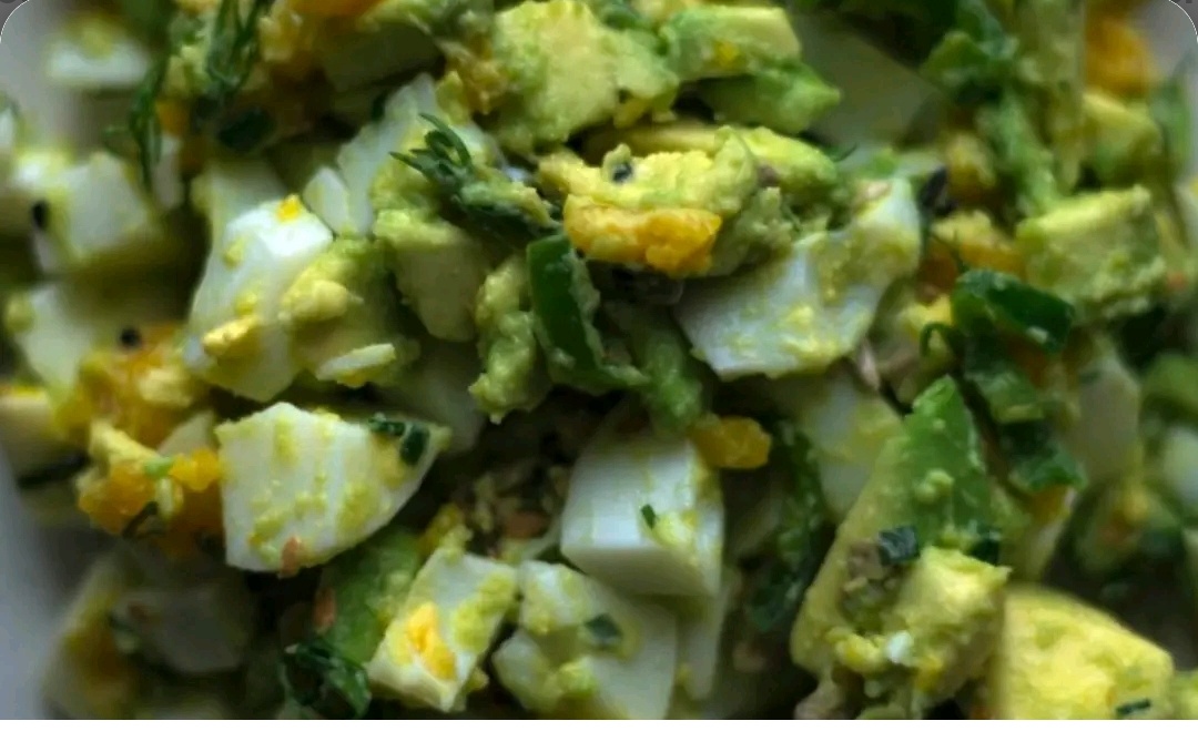 Egg with Green Chilli