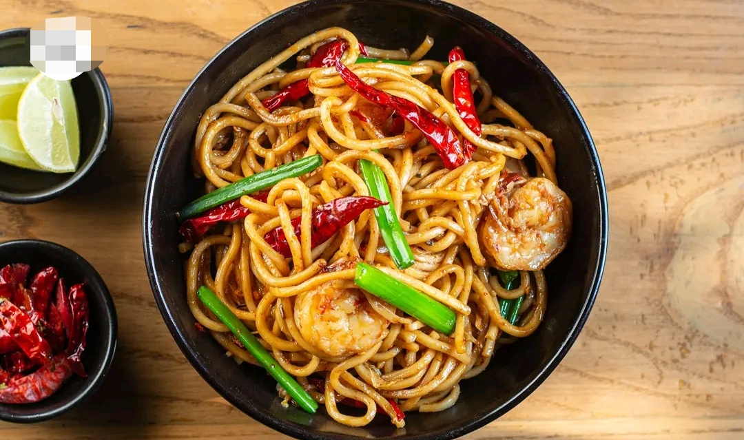 Chilli Buttered Noodles