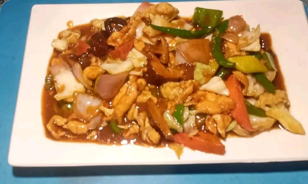70A Beef with Button Mushroom and Vegetables