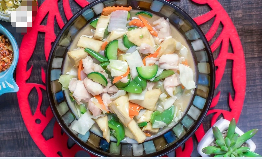 Chicken with Bean Curd & Vegetables