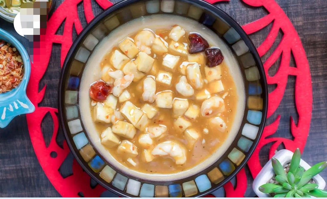 Prawn with Bean Curd & Red Hot Sauce