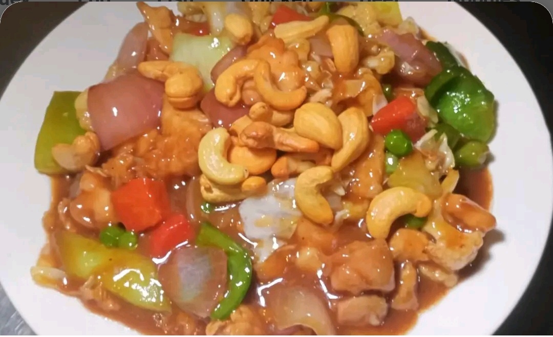 51A Chicken with Cashew Nuts and Vegetables