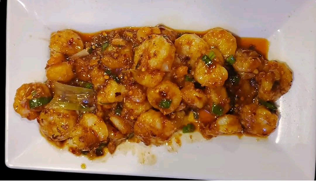 33B Hot and Spicy Prawn