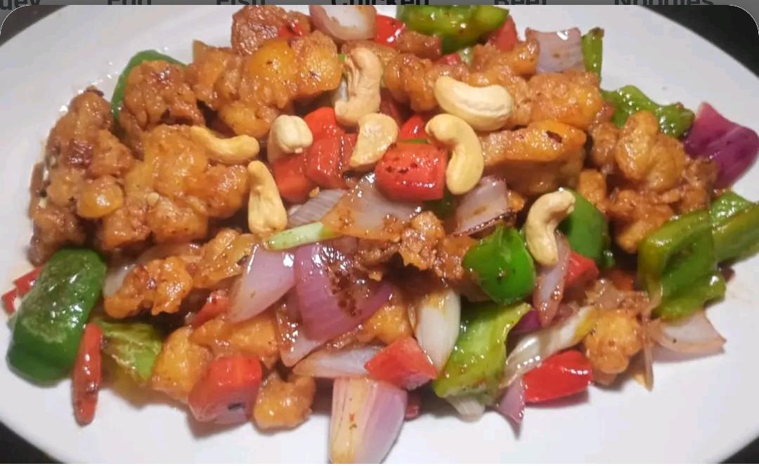 51B Spicy Cashew Nuts Chicken